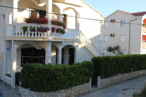 Apartments Paulin Pag